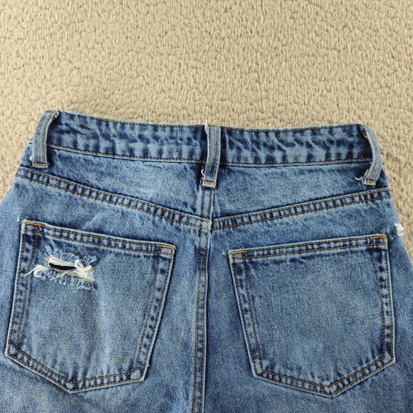 Bridge by Gly Denim Shorts Womens 24 Blue Distressed High Rise Mom Fit Raw Hem - Picture 10 of 13